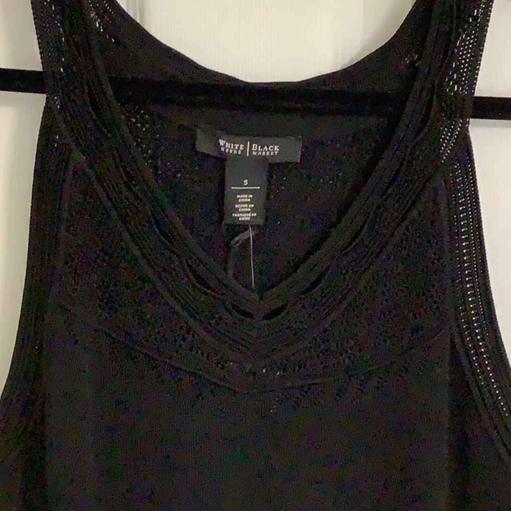 🦋 WH/BM black knit halter top, size small.